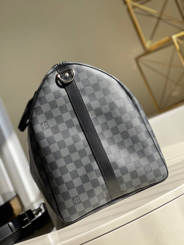 Louis Vuitton Keepall 55