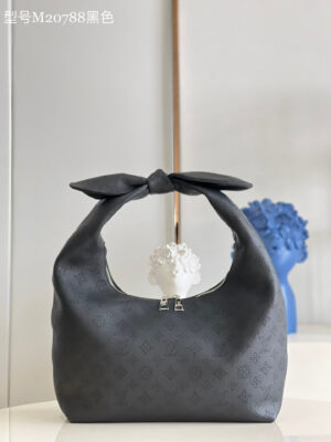 Louis Vuitton Why Knot MM