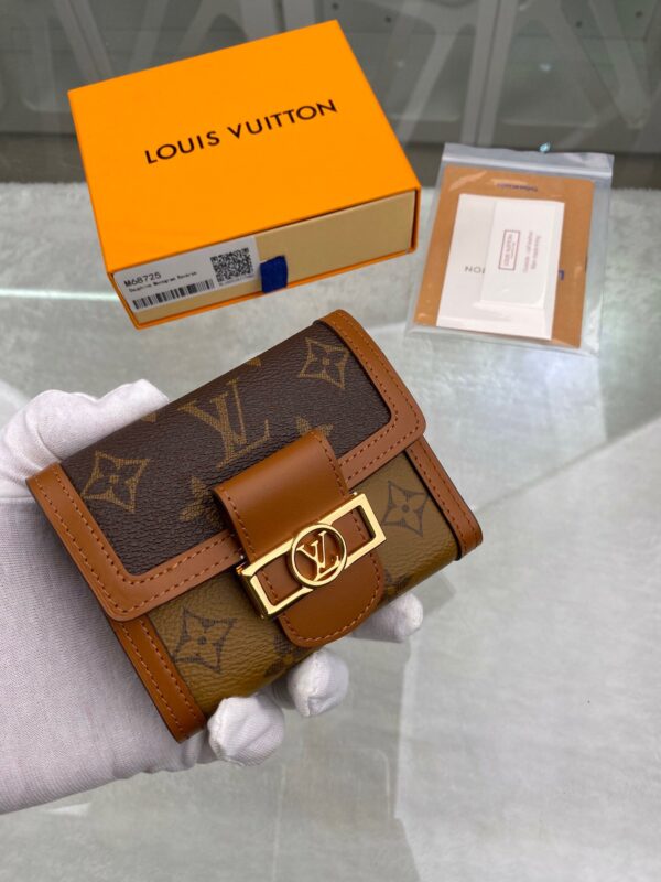 Louis Vuitton Wallet