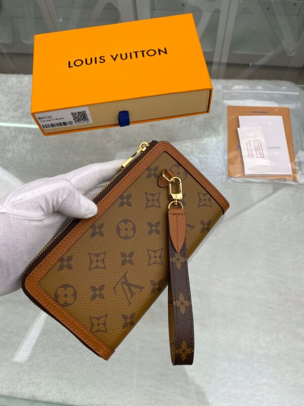 Louis Vuitton Wallet