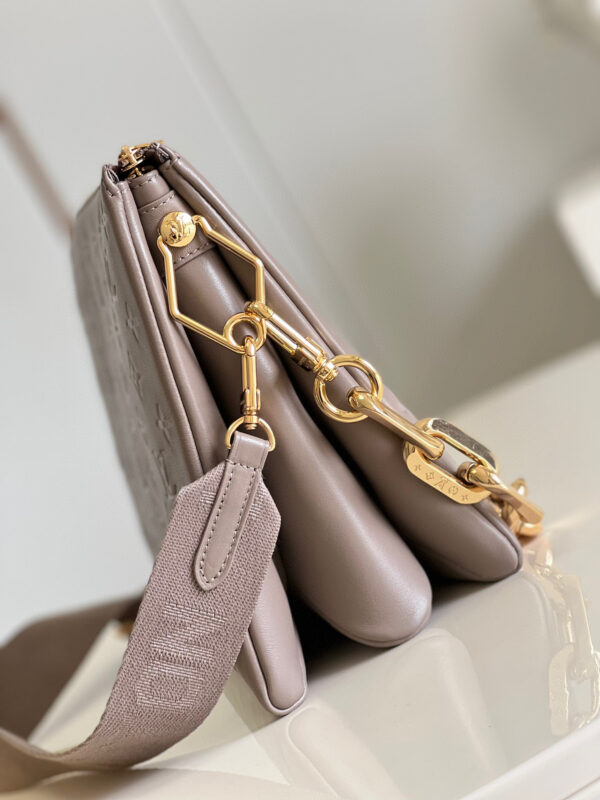 Louis Vuitton Coussin MM