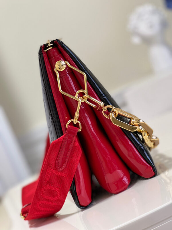 Louis Vuitton Coussin MM