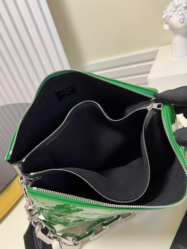 Louis Vuitton Coussin MM