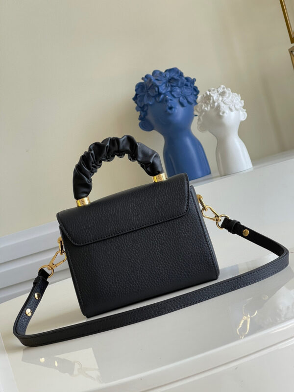Louis Vuitton Twist