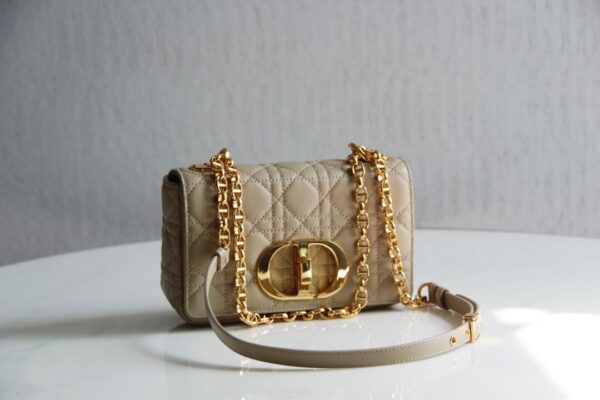 Dior Caro