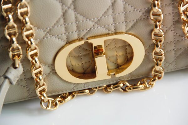 Dior Caro