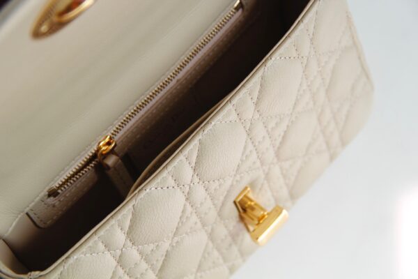Dior Caro