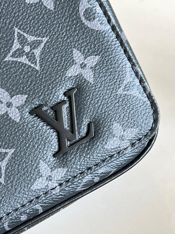 Louis Vuitton District PM Messenger Bag