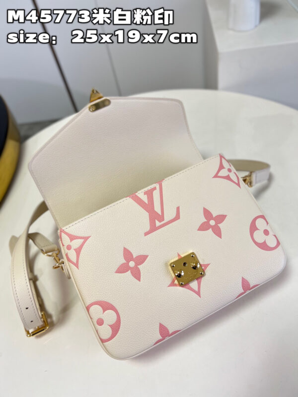 Louis Vuitton Pochette Metis