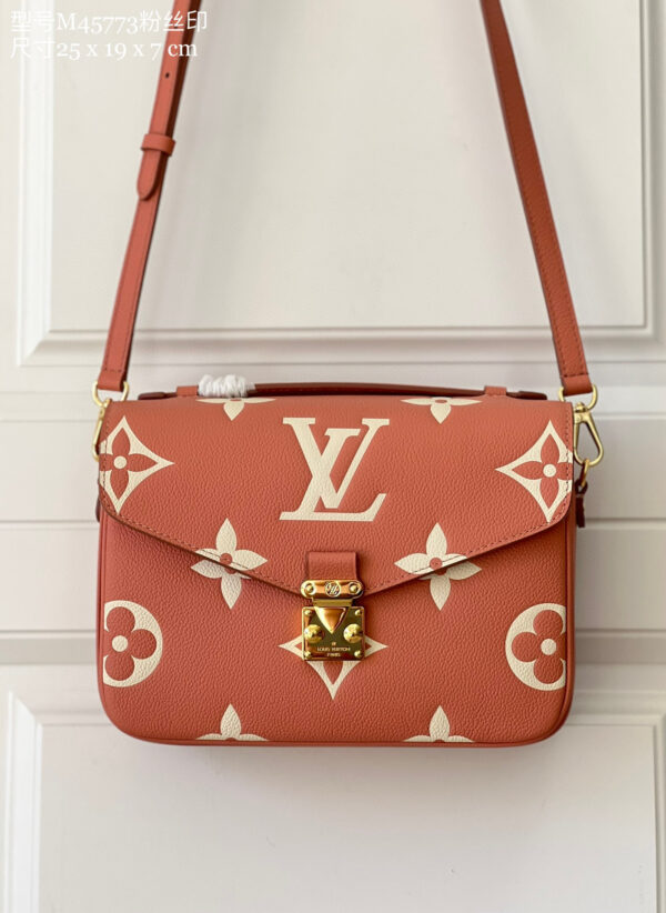 Louis Vuitton Pochette Metis