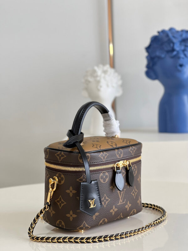 Louis Vuitton Vanity