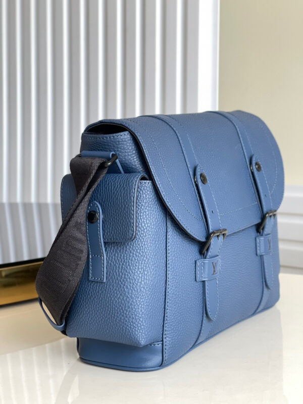 Louis Vuitton Christopher Messenger Bag