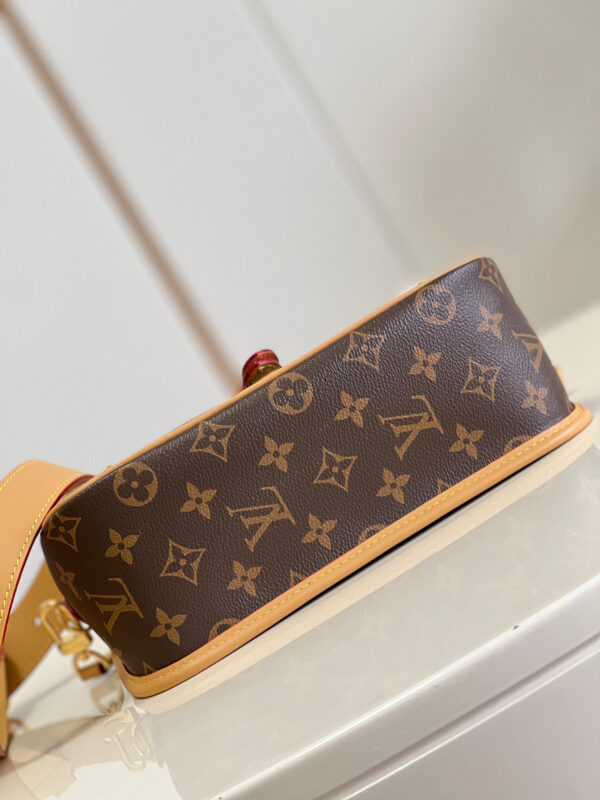 Louis Vuitton Diane