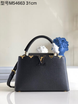 Louis Vuitton Capucines MM