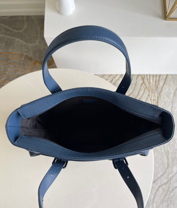 Louis Vuitton Christopher Tote