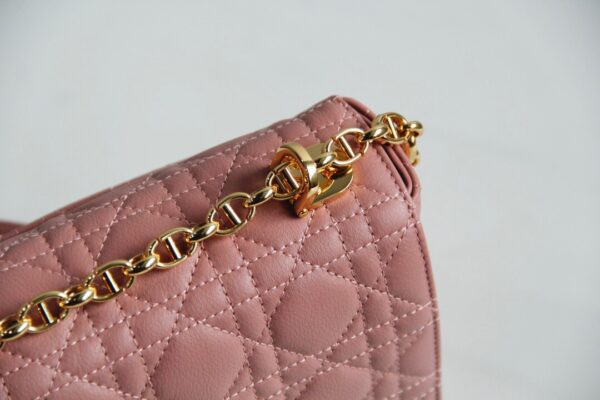 Dior Caro