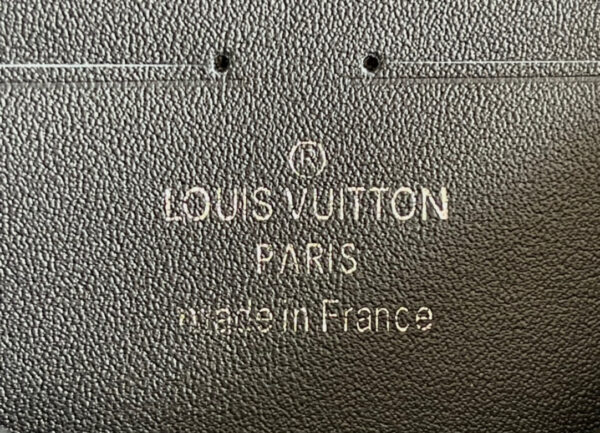 Louis Vuitton S Lock A4 Pouch