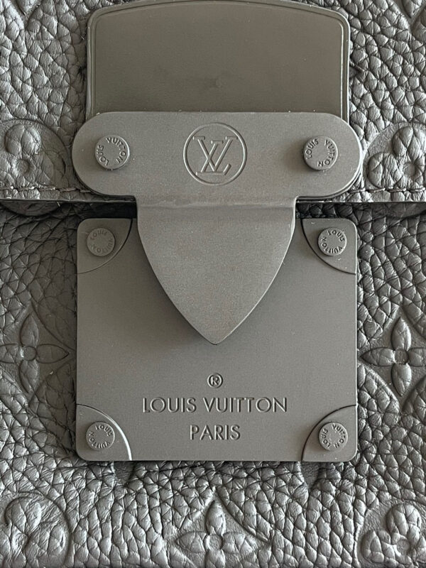 Louis Vuitton S Lock Messenger