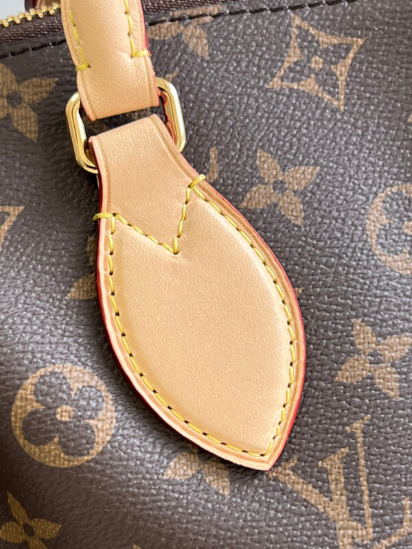 Louis Vuitton Boetie