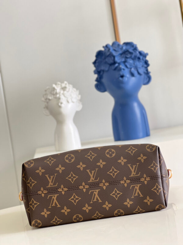 Louis Vuitton Boetie