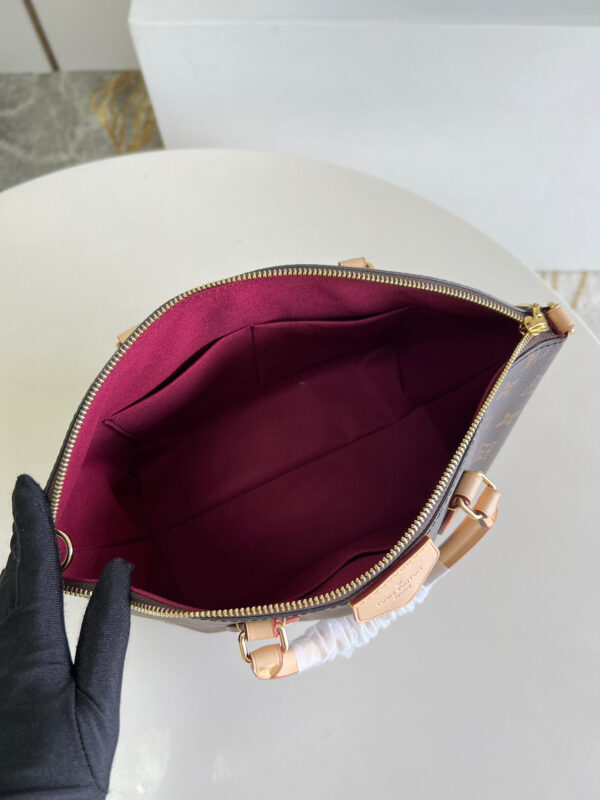 Louis Vuitton Boetie