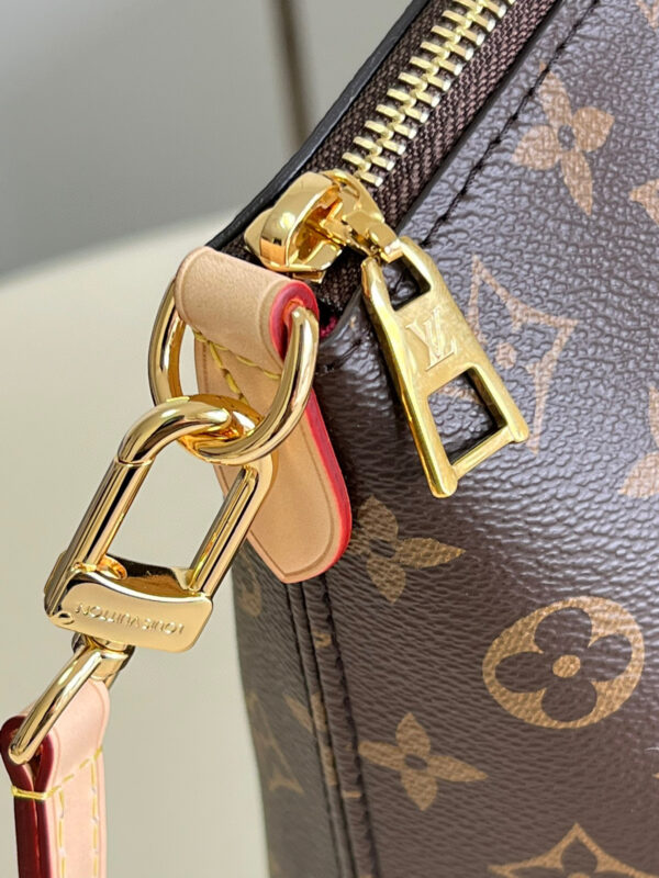 Louis Vuitton Boetie