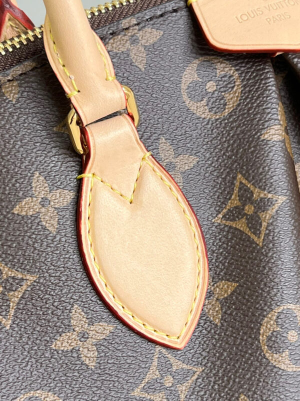 Louis Vuitton Boetie