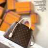Louis Vuitton Montaigne