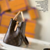 Louis Vuitton Montaigne