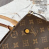 Louis Vuitton Montaigne