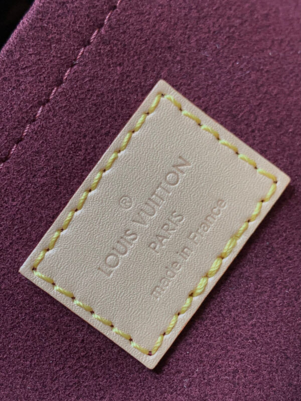 Louis Vuitton Montaigne