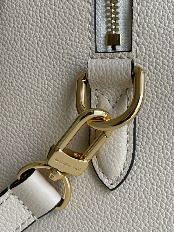 Louis Vuitton Speedy 25