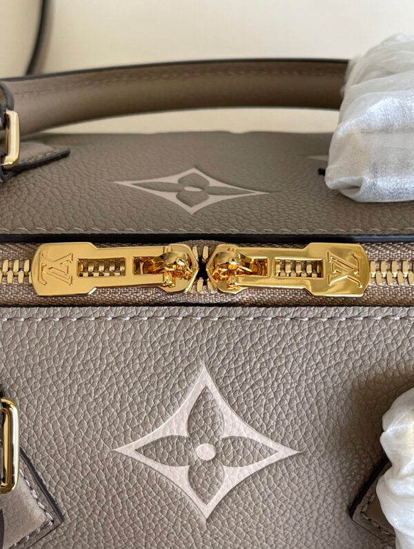 Louis Vuitton Speedy 25