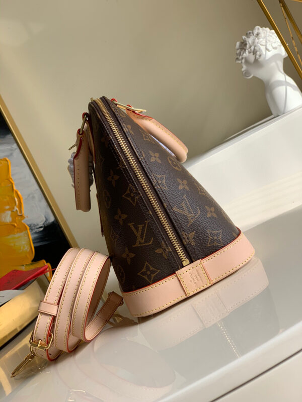 Louis Vuitton Alma MM