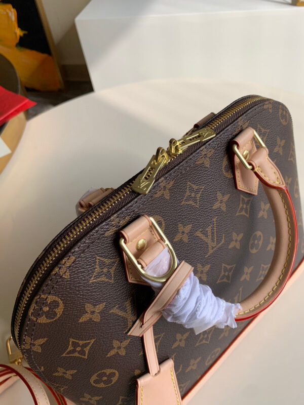 Louis Vuitton Alma MM