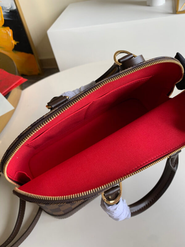 Louis Vuitton Alma MM