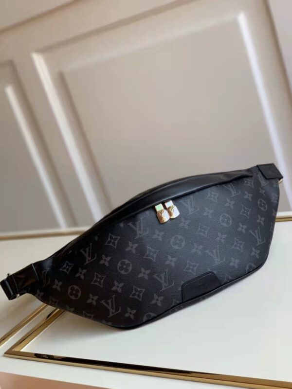 Louis Vuitton Discovery