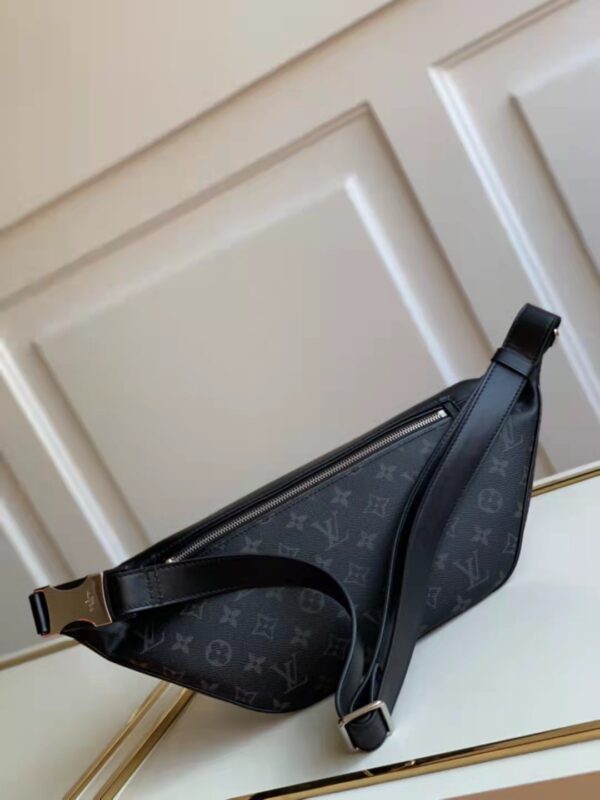 Louis Vuitton Discovery
