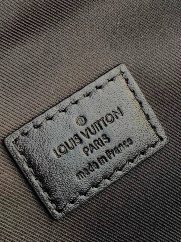 Louis Vuitton Discovery