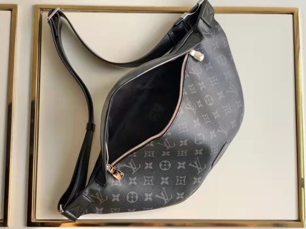 Louis Vuitton Discovery
