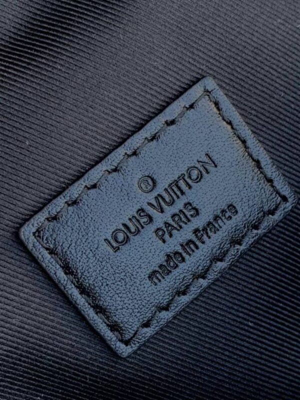 Louis Vuitton Discovery