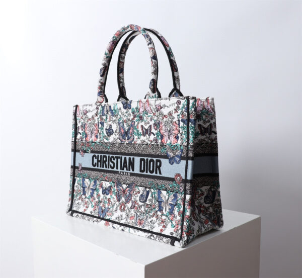 Medium Dior Book Tote
