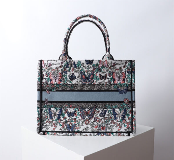 Medium Dior Book Tote