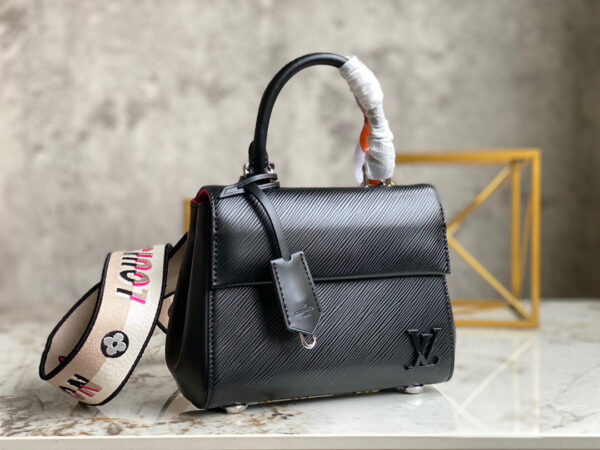 Louis Vuitton Cluny