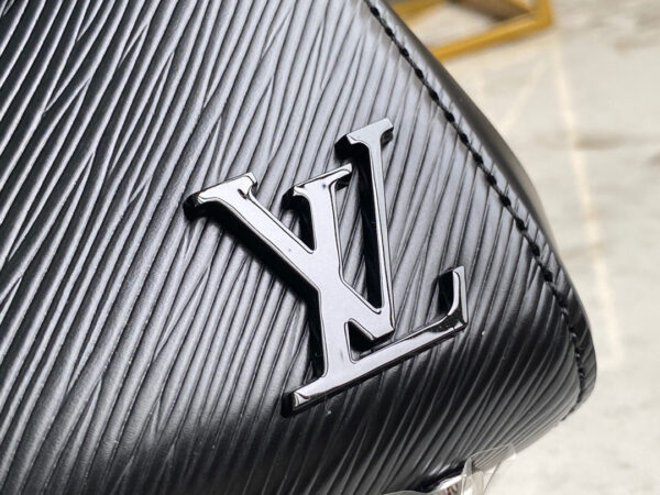 Louis Vuitton Cluny