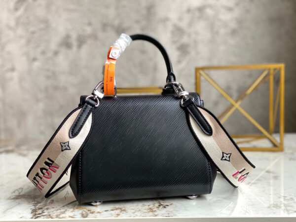 Louis Vuitton Cluny