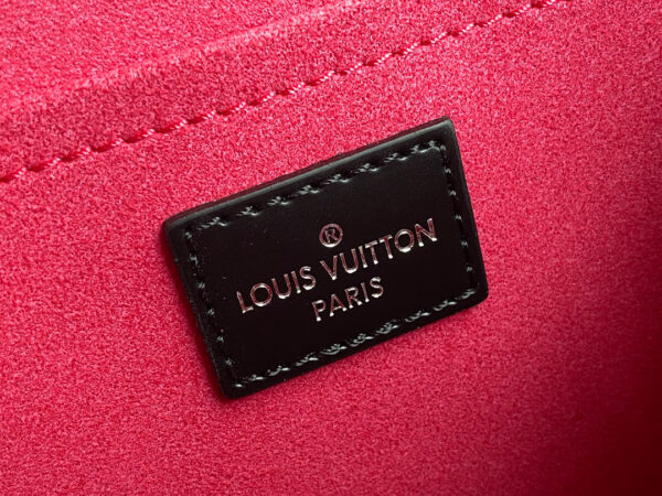 Louis Vuitton Cluny