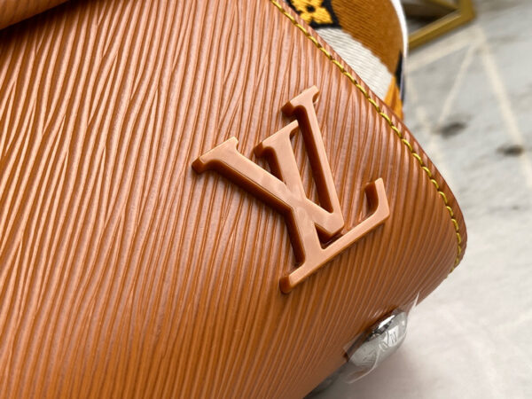 Louis Vuitton Cluny