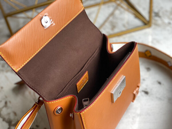 Louis Vuitton Cluny
