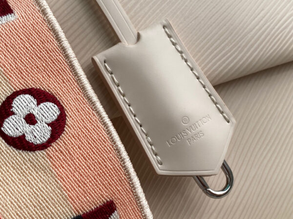 Louis Vuitton Cluny